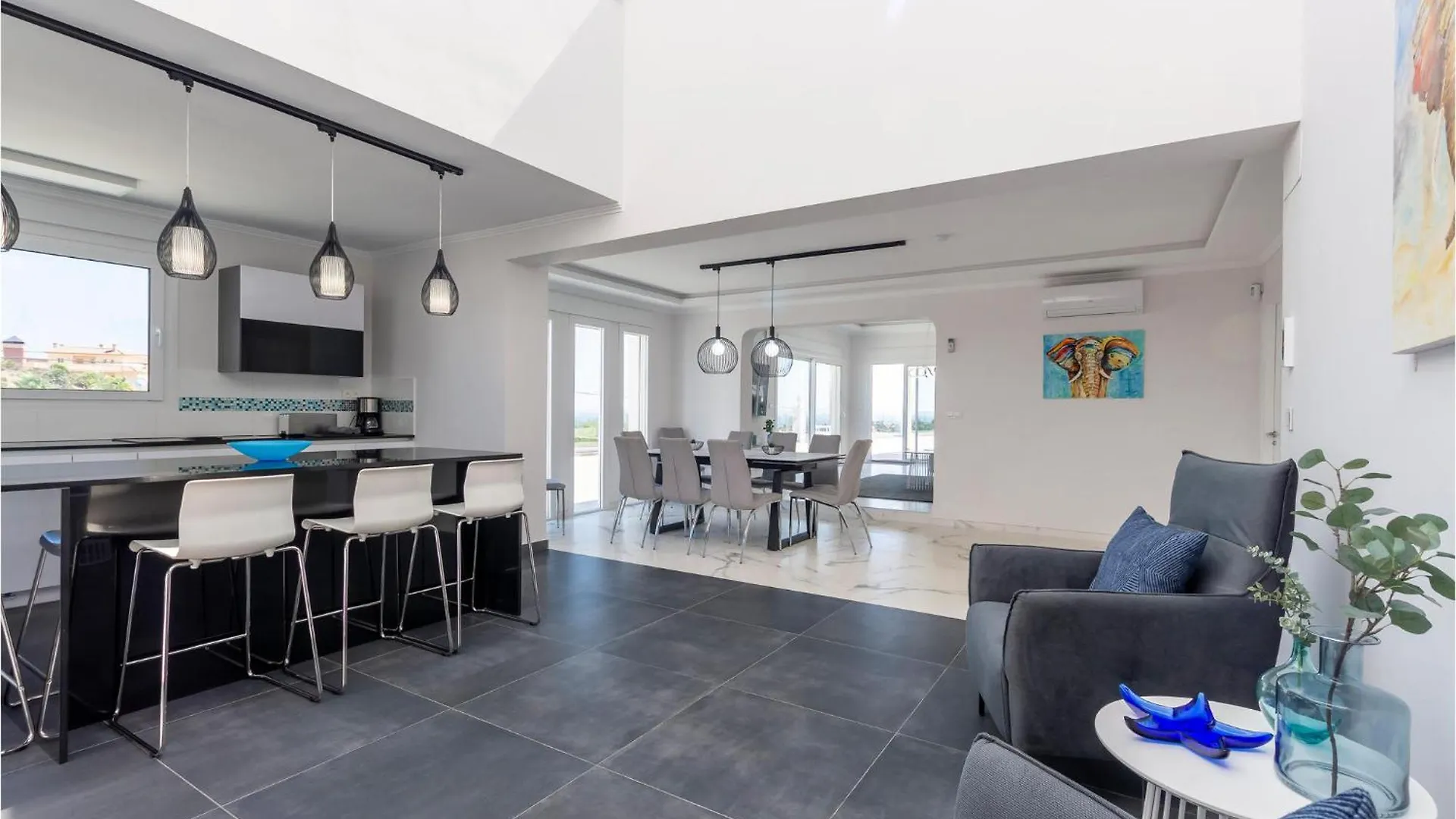 7 Bedroom Beautiful Home In Las Lagunas De Mijas Fuengirola Holiday home