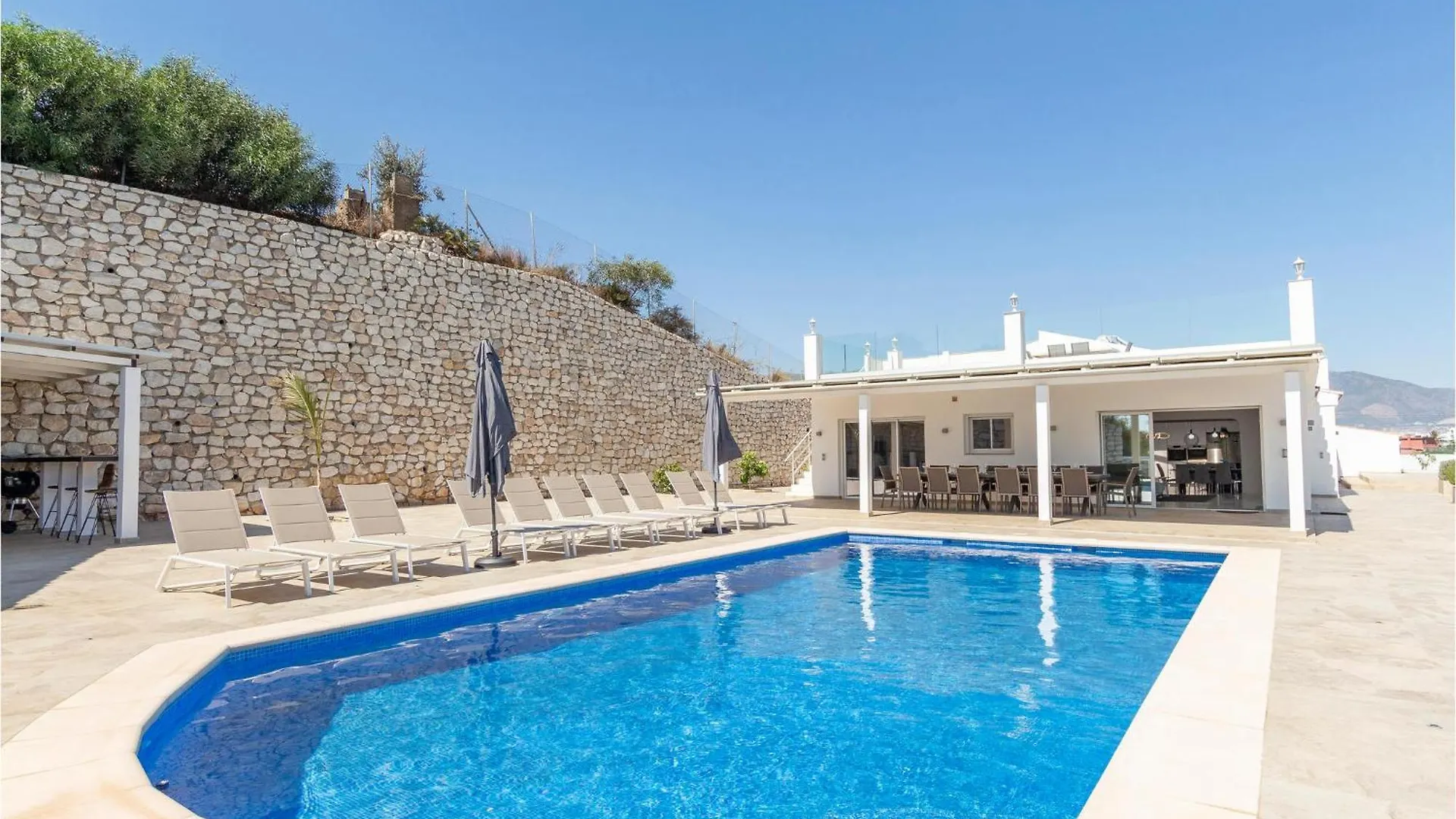 Holiday home 7 Bedroom Beautiful Home In Las Lagunas De Mijas Fuengirola