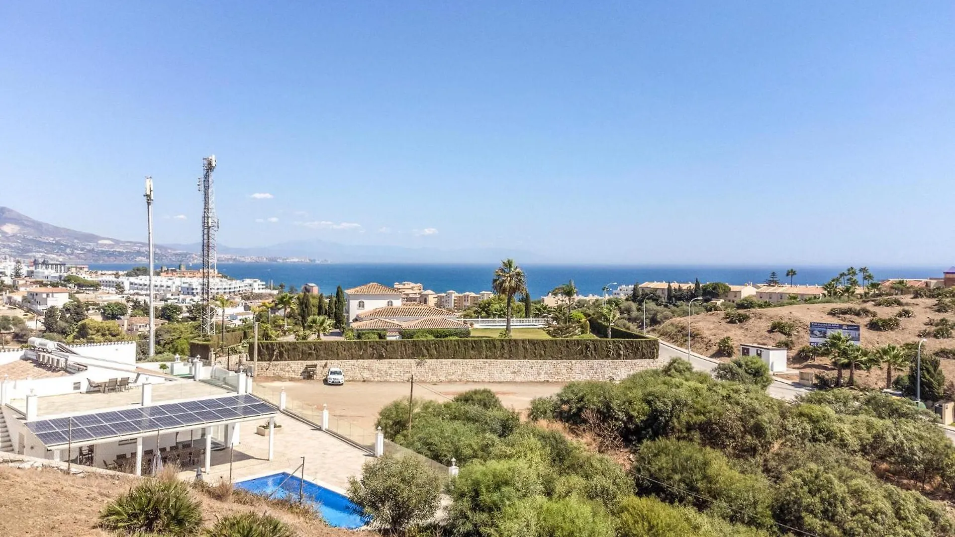 7 Bedroom Beautiful Home In Las Lagunas De Mijas Fuengirola 0*,