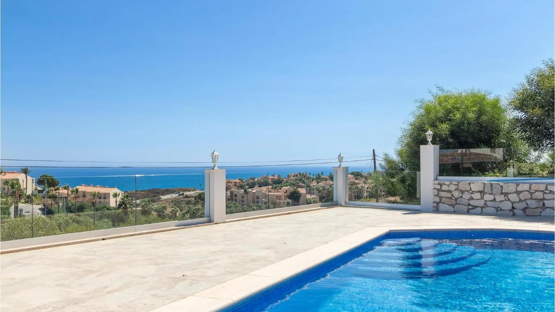 7 Bedroom Beautiful Home In Las Lagunas De Mijas Fuengirola