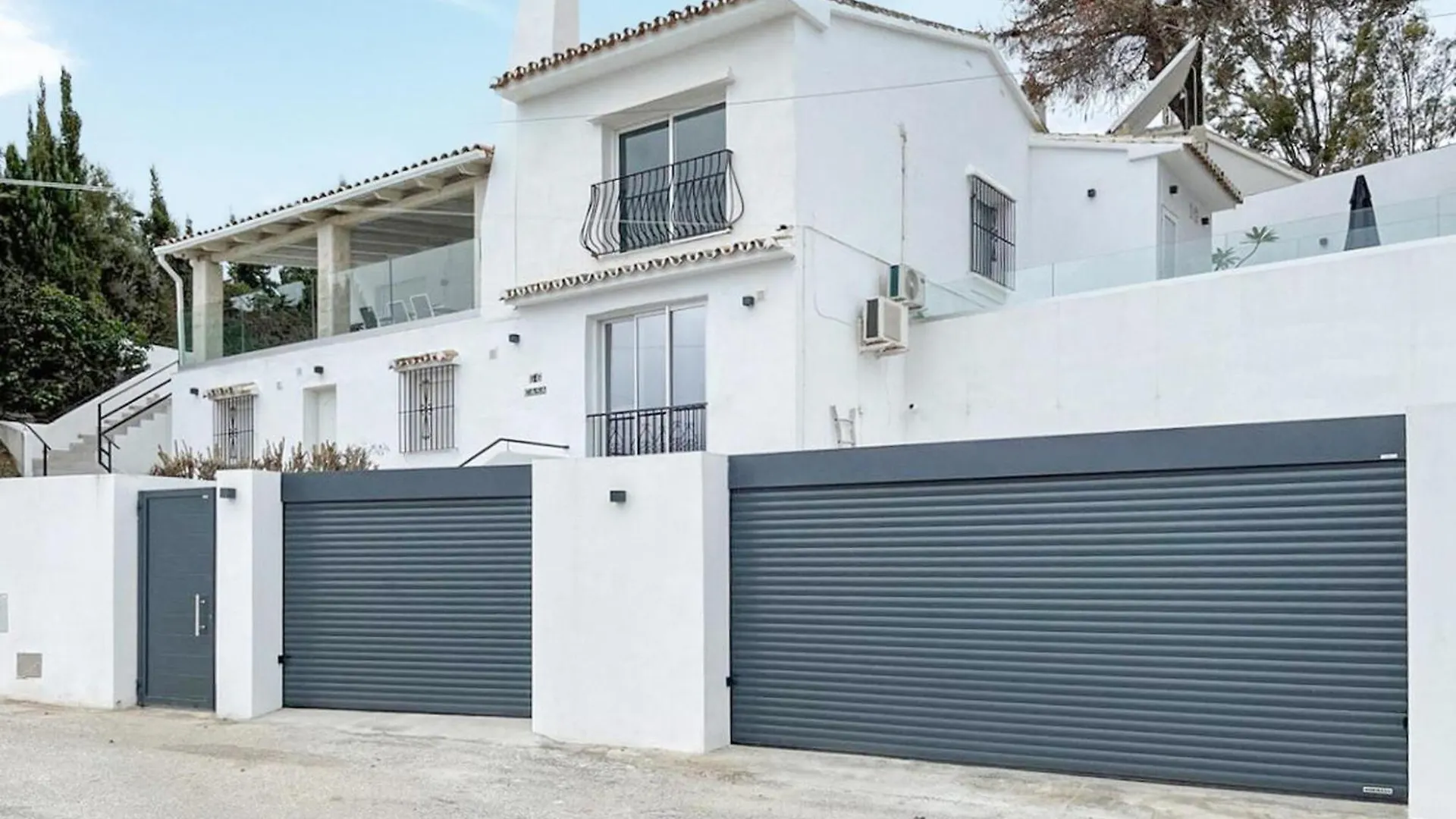 7 Bedroom Beautiful Home In Las Lagunas De Mijas Fuengirola Prázdninový dům